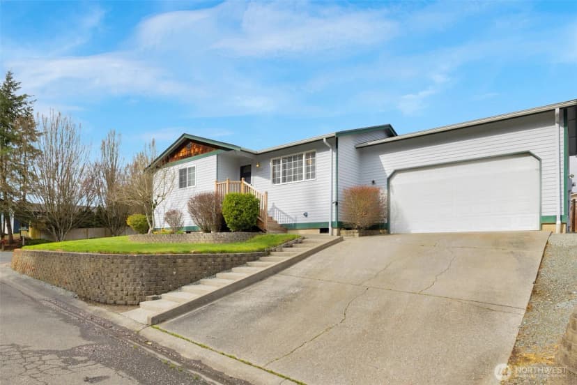 Property photo for 27203 Church Creek Loop Nw, Stanwood photo 24