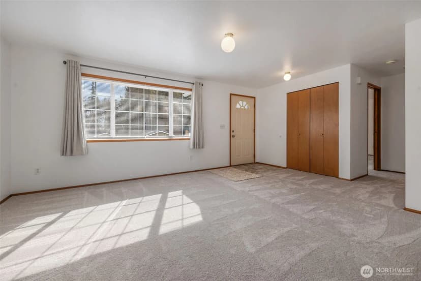 Property photo for 27203 Church Creek Loop Nw, Stanwood photo 5