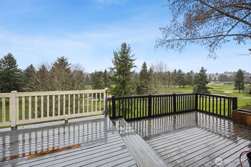 Property photo for 3630 Spyglass Drive Ne, Tacoma photo 14