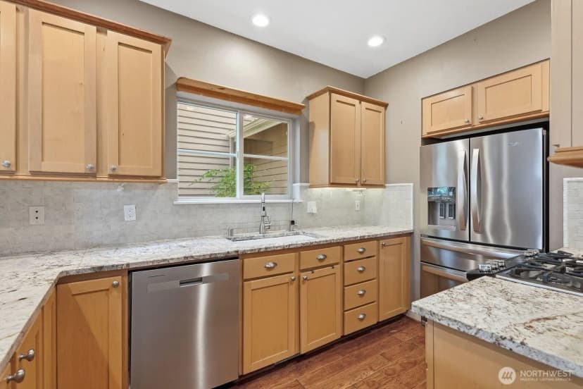 Property photo for 15650 Ne 95th Way #71, Redmond photo 12