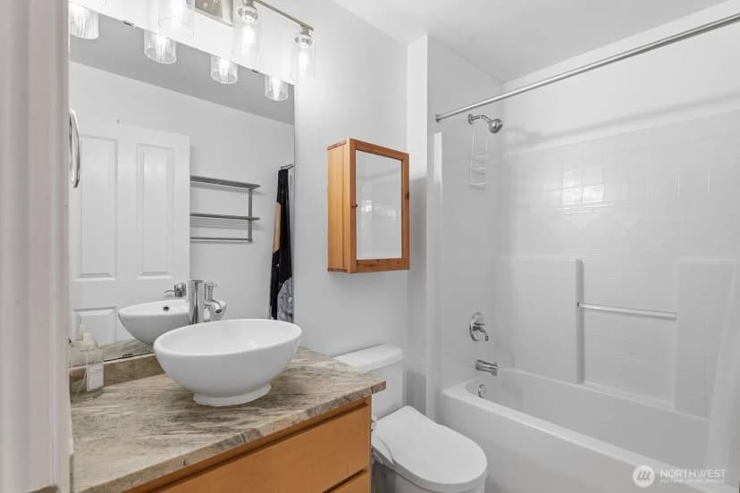 Property photo for 15650 Ne 95th Way #71, Redmond photo 30