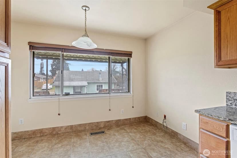 Property photo for 3112 S Melrose Street, Tacoma photo 9