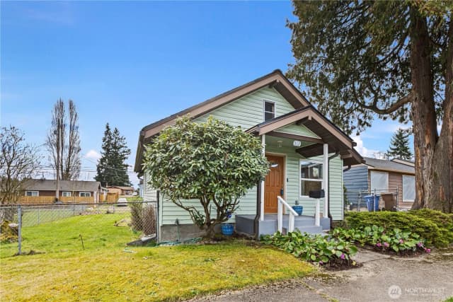 Property photo for 3112 S Melrose Street, Tacoma photo 3