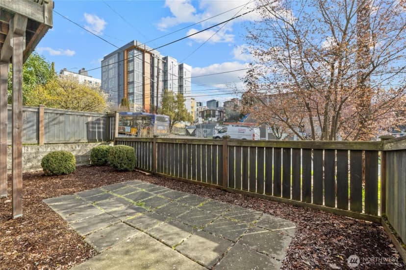 Property photo for 4005 7th Avenue Ne, Seattle photo 26