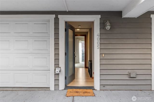 Property photo for 4005 7th Avenue Ne, Seattle photo 3