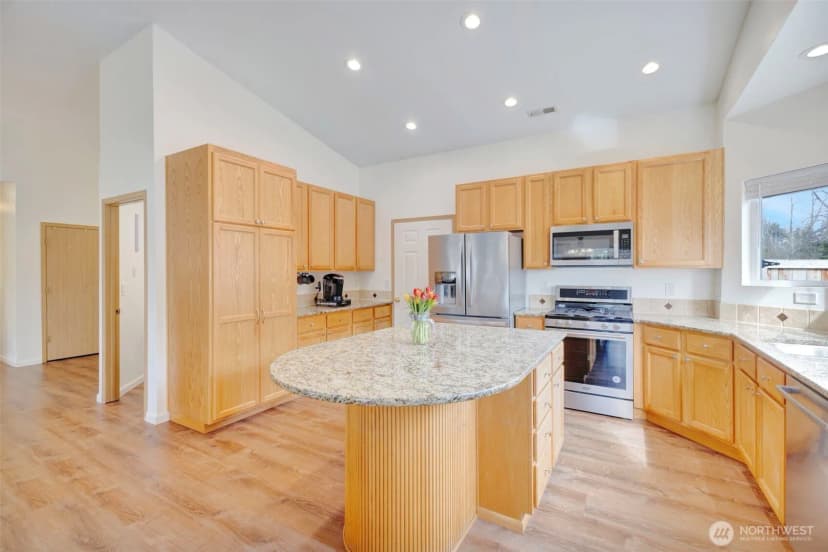 Property photo for 15104 148th Street E, Orting photo 8