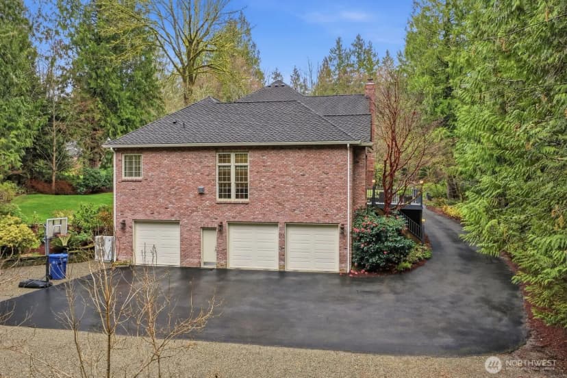 Property photo for 19827 223rd Avenue Ne, Woodinville photo 38