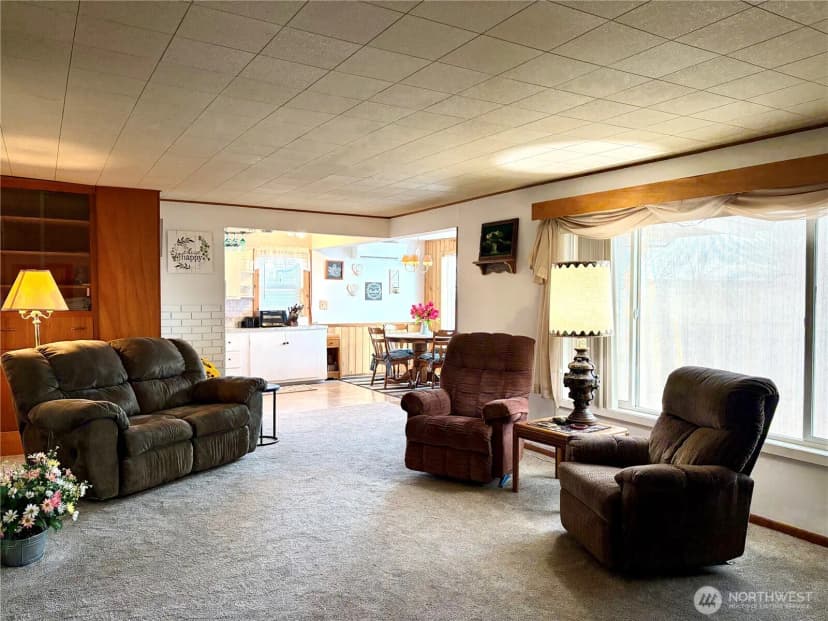 Property photo for 10388 Largent Street Ne, Coulee City photo 6