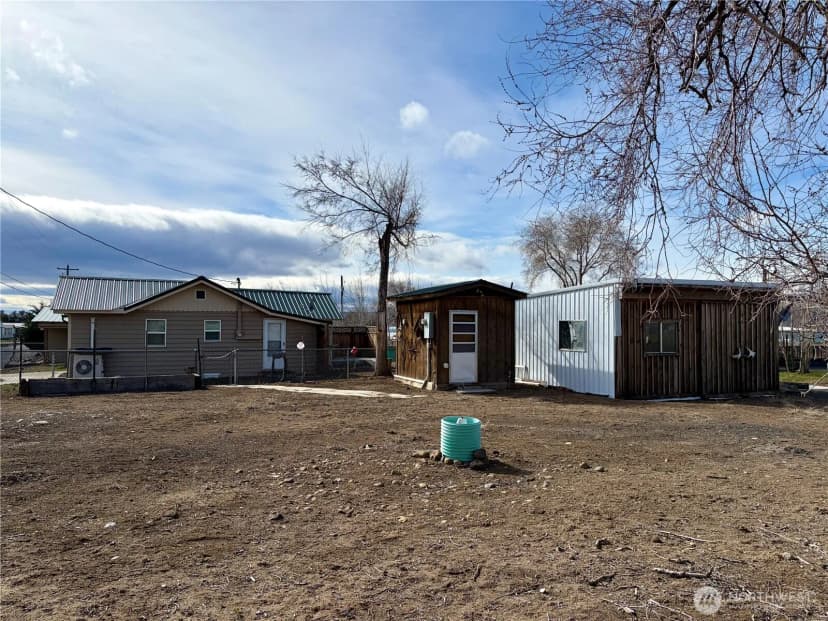 Property photo for 10388 Largent Street Ne, Coulee City photo 22