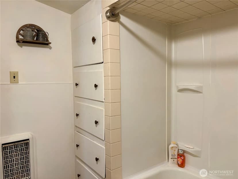 Property photo for 10388 Largent Street Ne, Coulee City photo 8