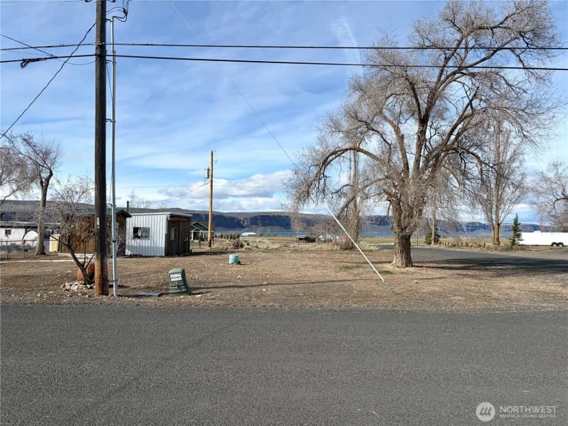 Property photo for 10388 Largent Street Ne, Coulee City photo 24