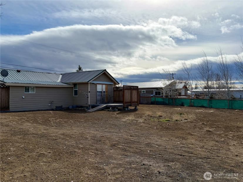 Property photo for 10388 Largent Street Ne, Coulee City photo 20