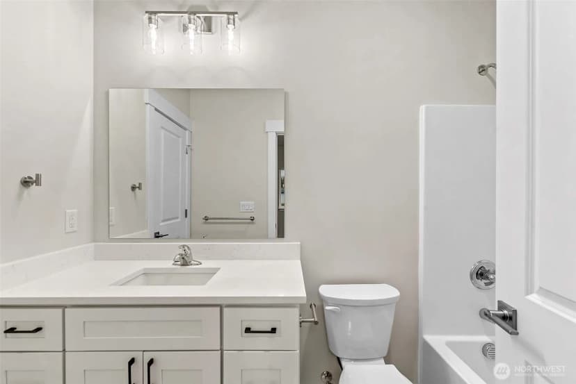Property photo for 1075 Red Apple Road #d13, Wenatchee photo 27