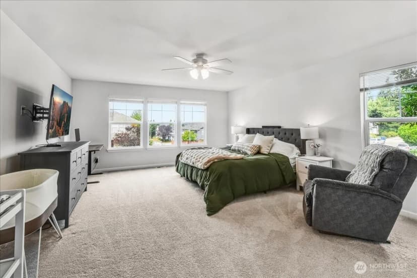 Property photo for 266 Camas Avenue Se, Renton photo 8