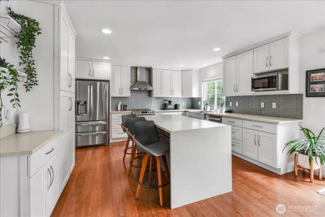 Property photo for 266 Camas Avenue Se, Renton photo 4