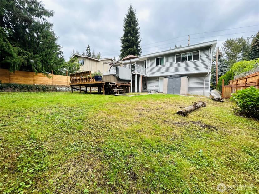 Property photo for 10231 Ne 24th Street, Bellevue photo 23