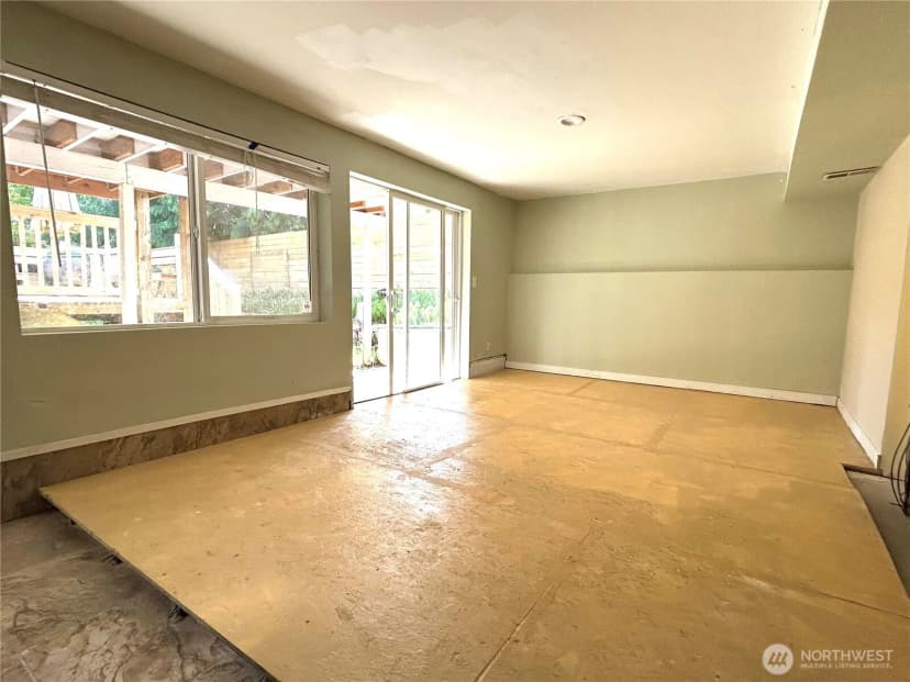 Property photo for 10231 Ne 24th Street, Bellevue photo 14