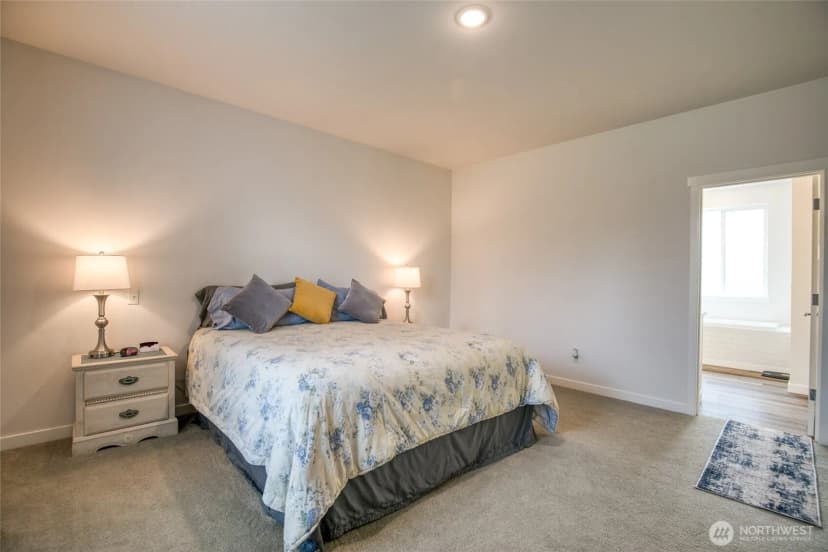 Property photo for 28 Roup Road, Montesano photo 17
