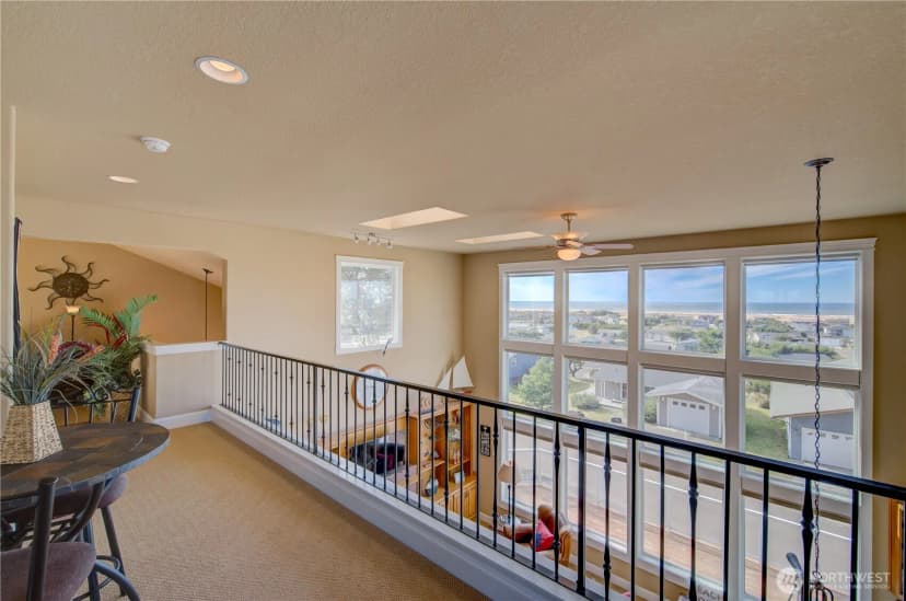 Property photo for 34404 J Place, Ocean Park photo 28