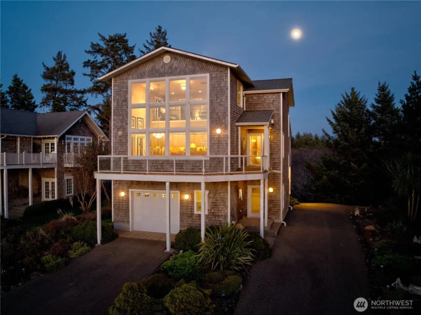 Property photo for 34404 J Place, Ocean Park