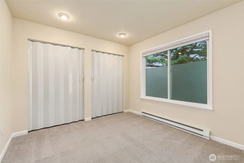 Property photo for 13620 Ne 7th Street #f14, Bellevue photo 11