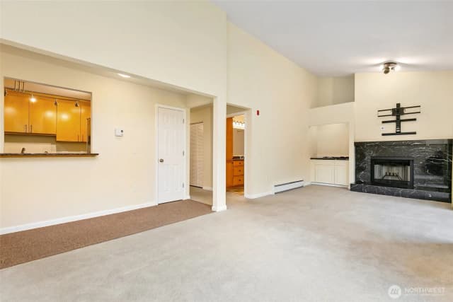 Property photo for 13620 Ne 7th Street #f14, Bellevue photo 3