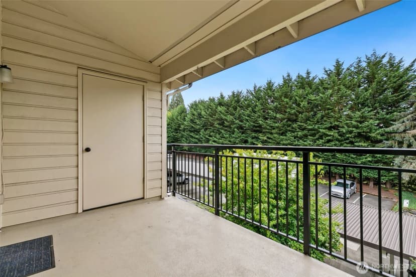 Property photo for 13620 Ne 7th Street #f14, Bellevue photo 14