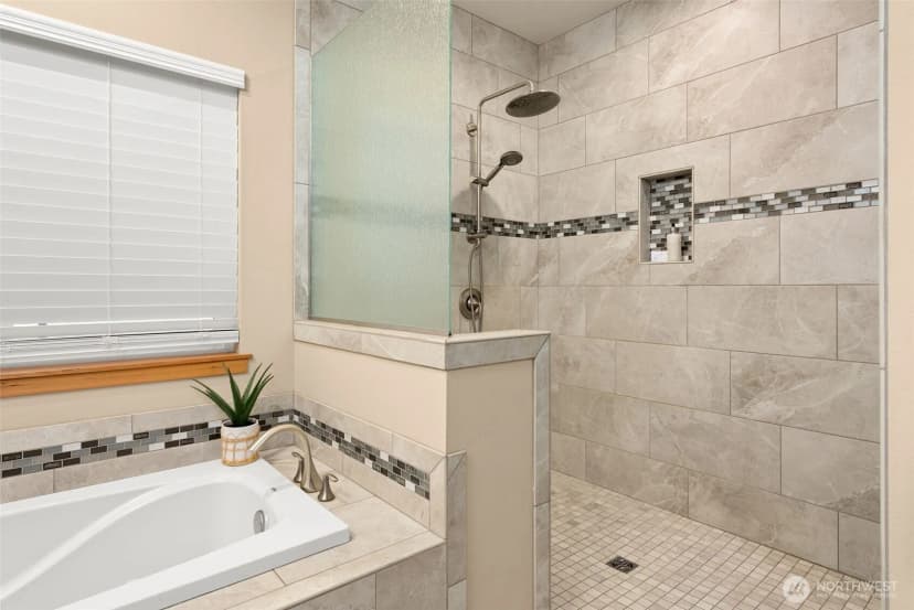 Property photo for 8254 Ne Whiskey Creek Trail, Kingston photo 20
