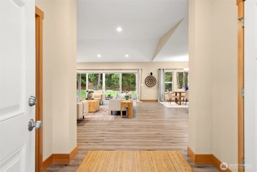 Property photo for 8254 Ne Whiskey Creek Trail, Kingston photo 6