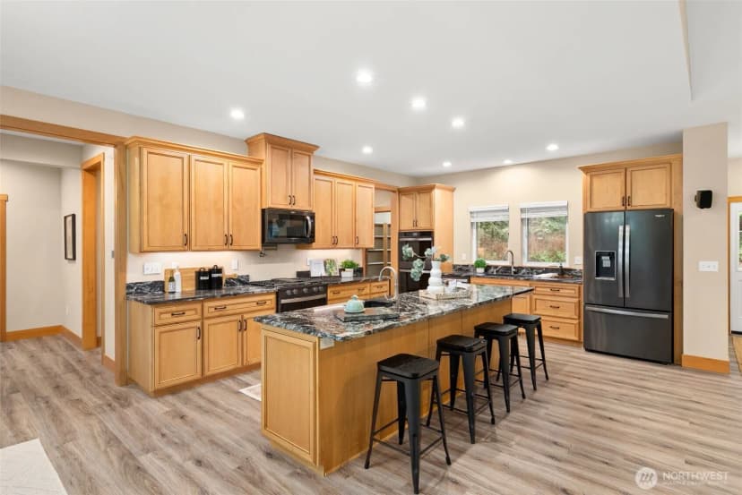Property photo for 8254 Ne Whiskey Creek Trail, Kingston photo 15