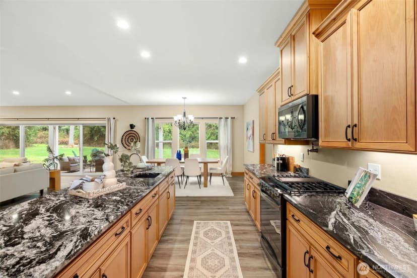 Property photo for 8254 Ne Whiskey Creek Trail, Kingston photo 12