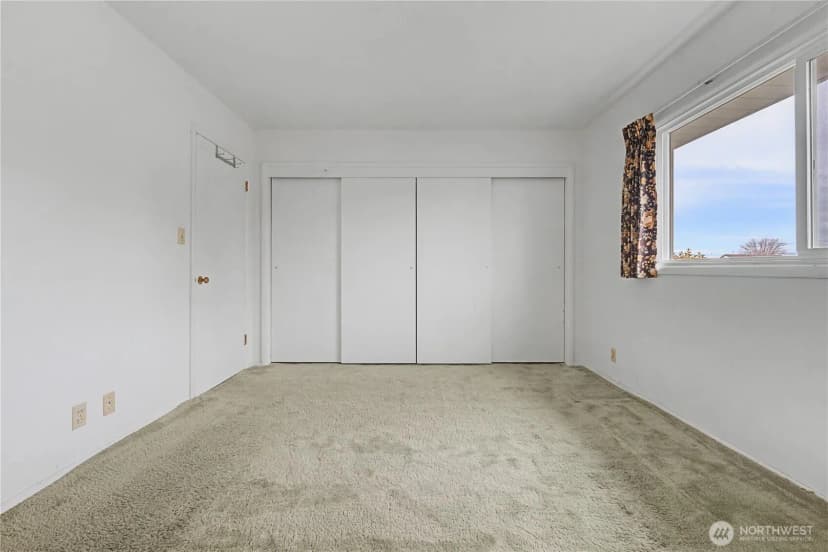 Property photo for 618 N S Street, Lind photo 11
