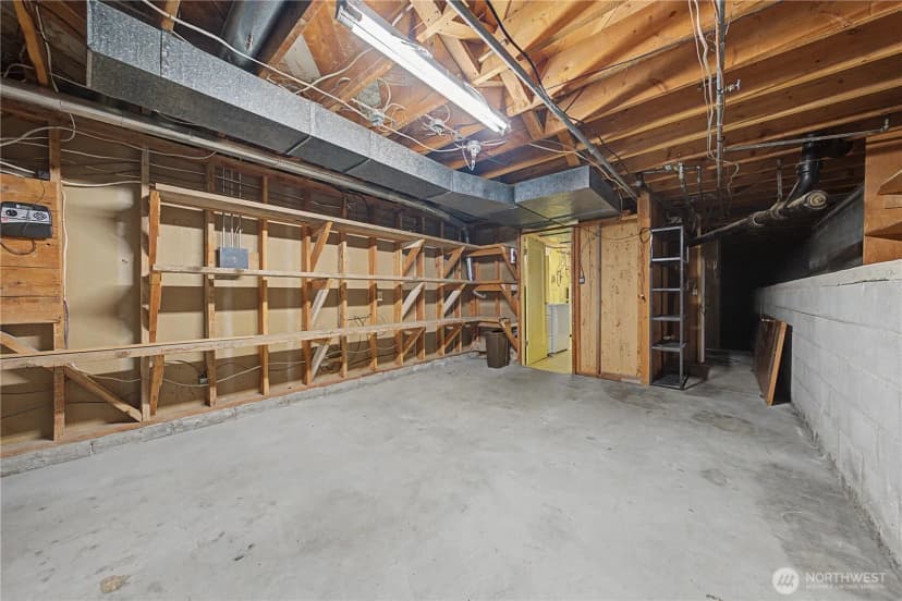 Property photo for 618 N S Street, Lind photo 25