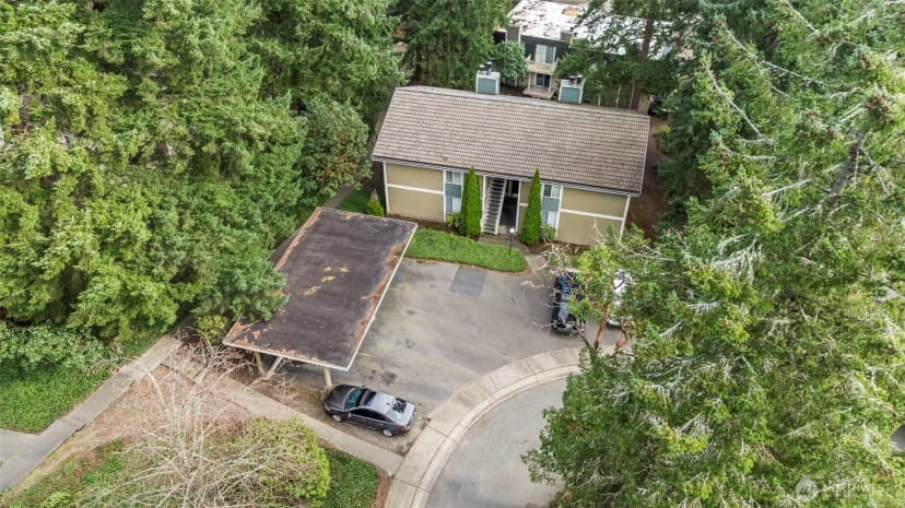 Property photo for 34120 1st Place S, Federal Way photo 2