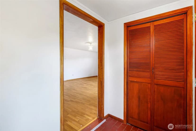 Property photo for 306 W 4th Avenue, Odessa photo 10
