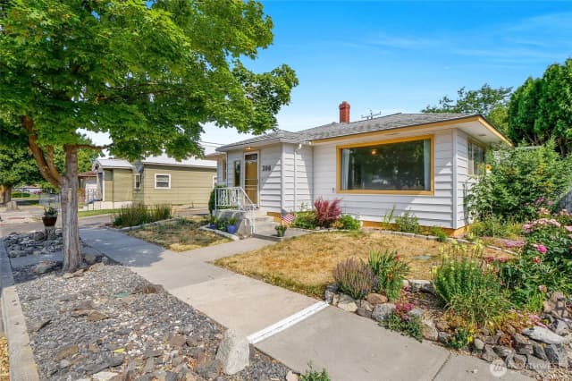 Property photo for 306 W 4th Avenue, Odessa photo 4