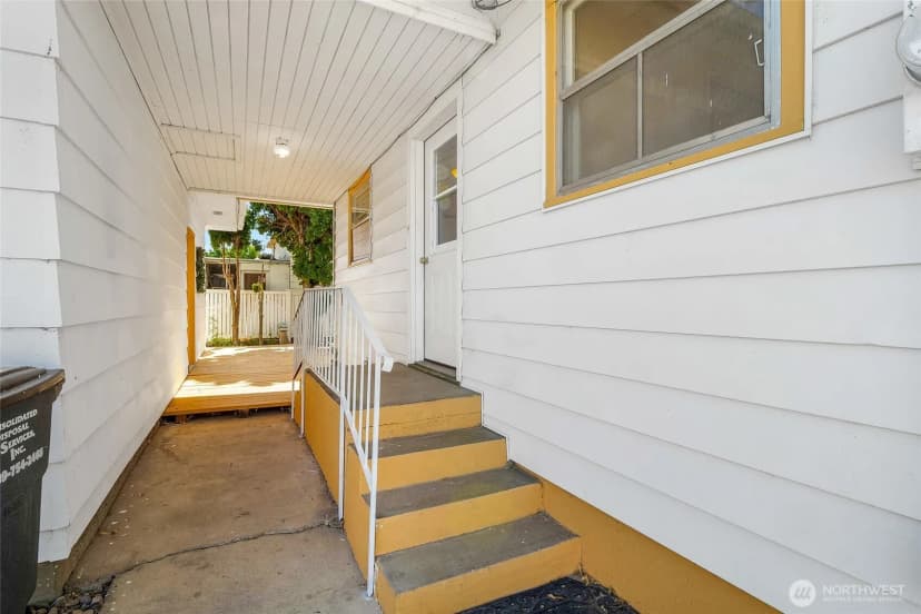 Property photo for 306 W 4th Avenue, Odessa photo 9
