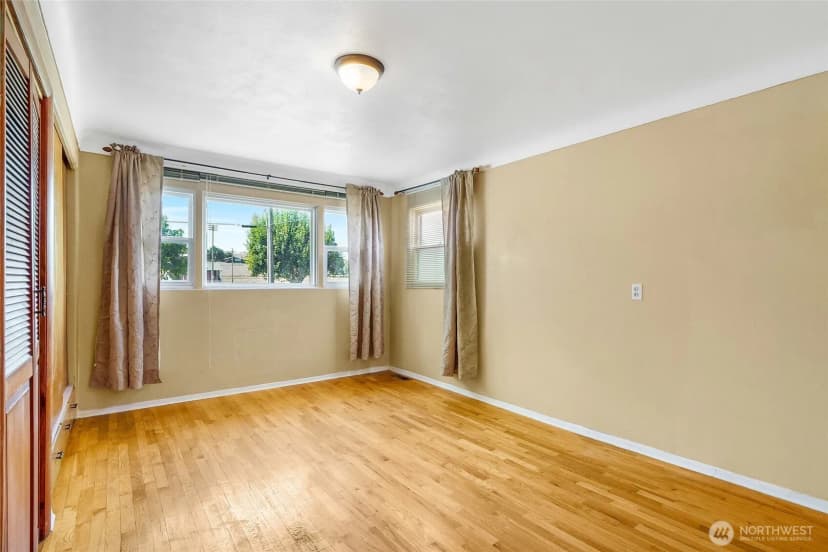 Property photo for 306 W 4th Avenue, Odessa photo 23