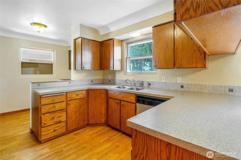 Property photo for 306 W 4th Avenue, Odessa photo 17