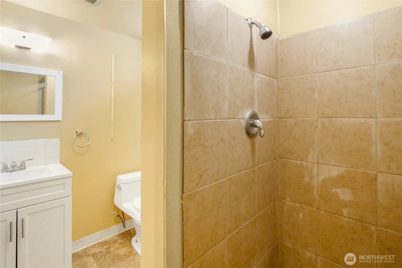 Property photo for 306 W 4th Avenue, Odessa photo 32