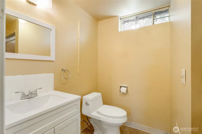 Property photo for 306 W 4th Avenue, Odessa photo 31