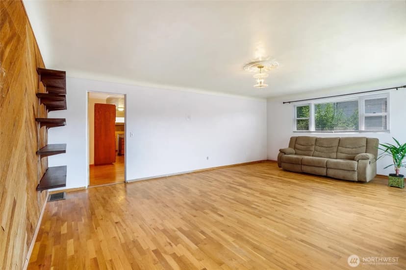 Property photo for 306 W 4th Avenue, Odessa photo 11