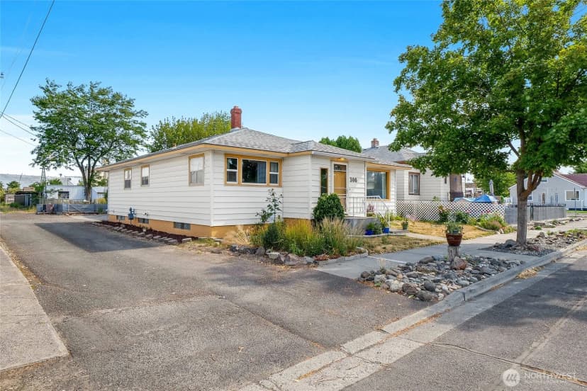 Property photo for 306 W 4th Avenue, Odessa photo 3