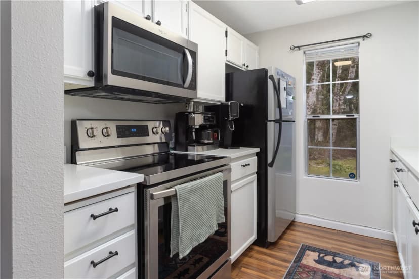 Property photo for 7601 Concord Lane Ne #e101, Bremerton photo 8