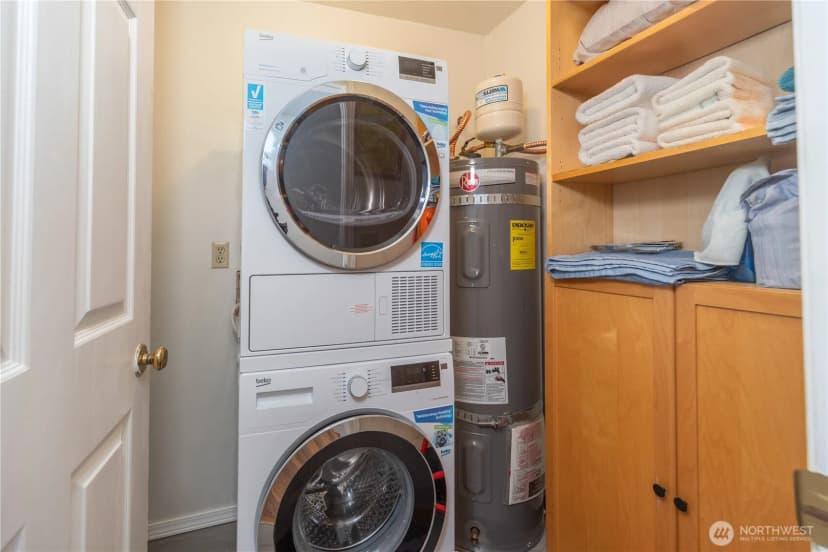 Property photo for 7601 Concord Lane Ne #e101, Bremerton photo 16