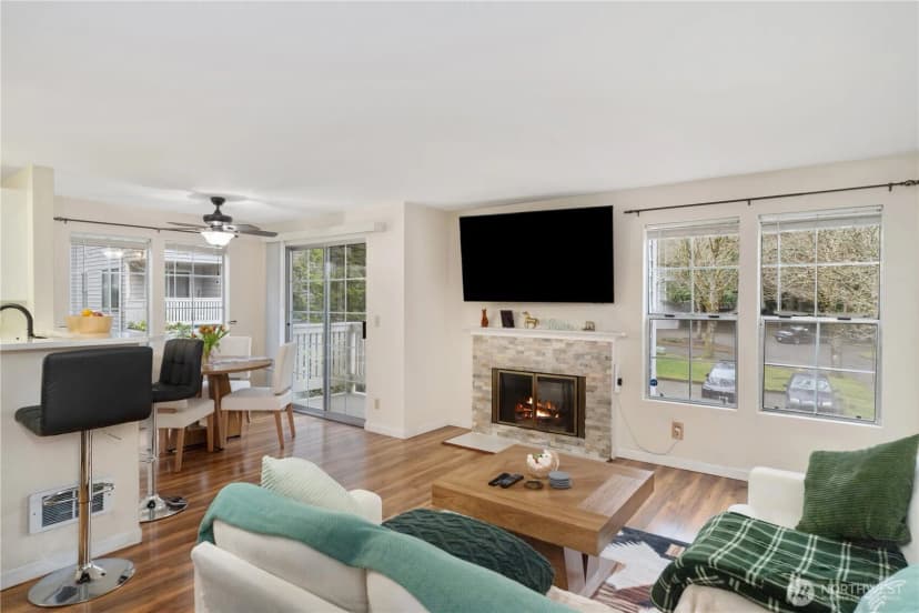 Property photo for 7601 Concord Lane Ne #e101, Bremerton photo 5
