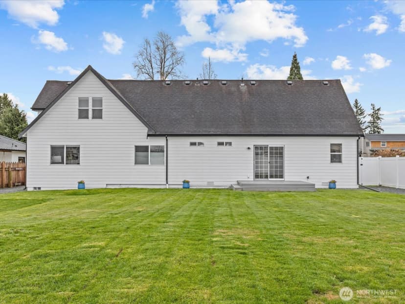 Property photo for 1355 Mchugh Avenue, Enumclaw photo 38