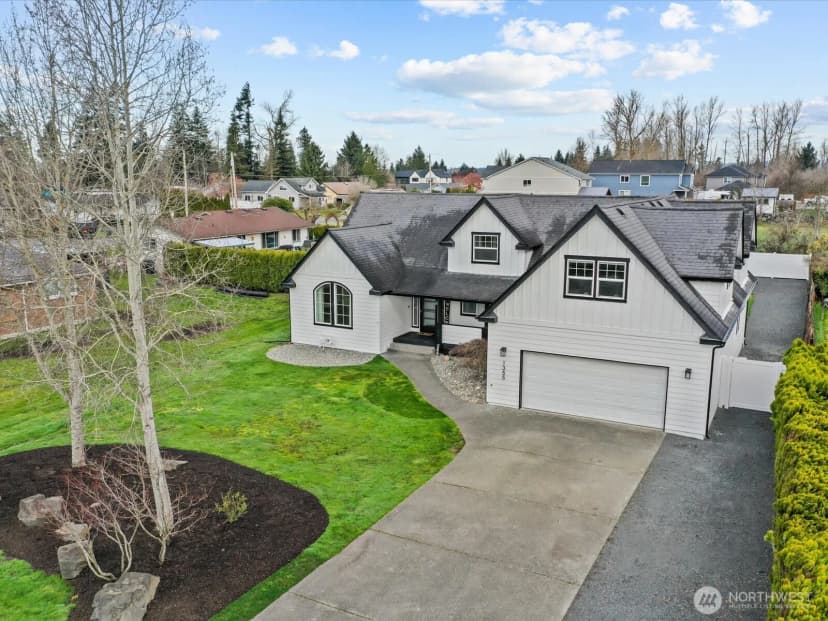 Property photo for 1355 Mchugh Avenue, Enumclaw photo 3