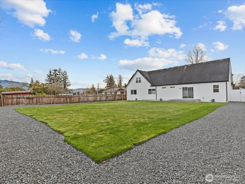 Property photo for 1355 Mchugh Avenue, Enumclaw photo 37