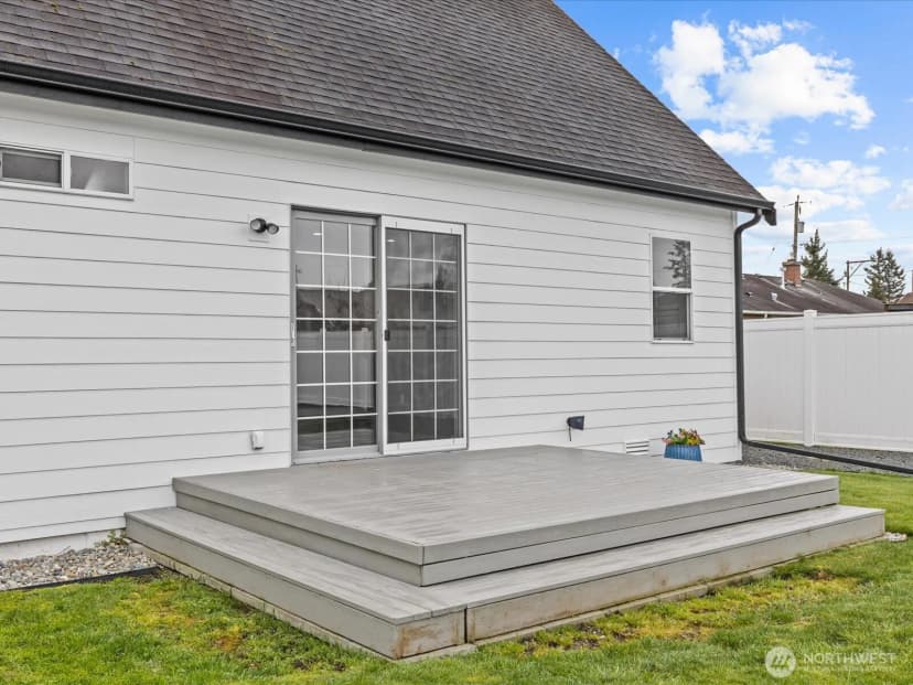 Property photo for 1355 Mchugh Avenue, Enumclaw photo 39